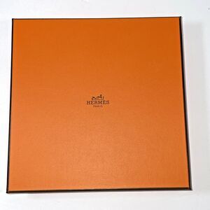 Authentic Orange Hermes EMPTY box with tissue 7.75 x 7.75 x 1.75 READ